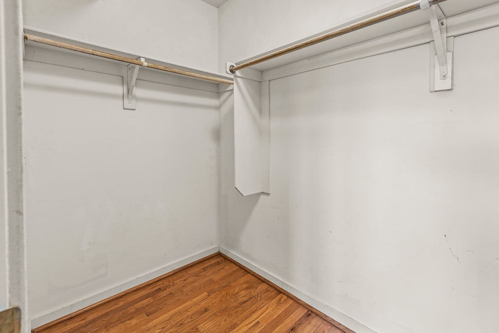 1352 24th Street 16 of 26