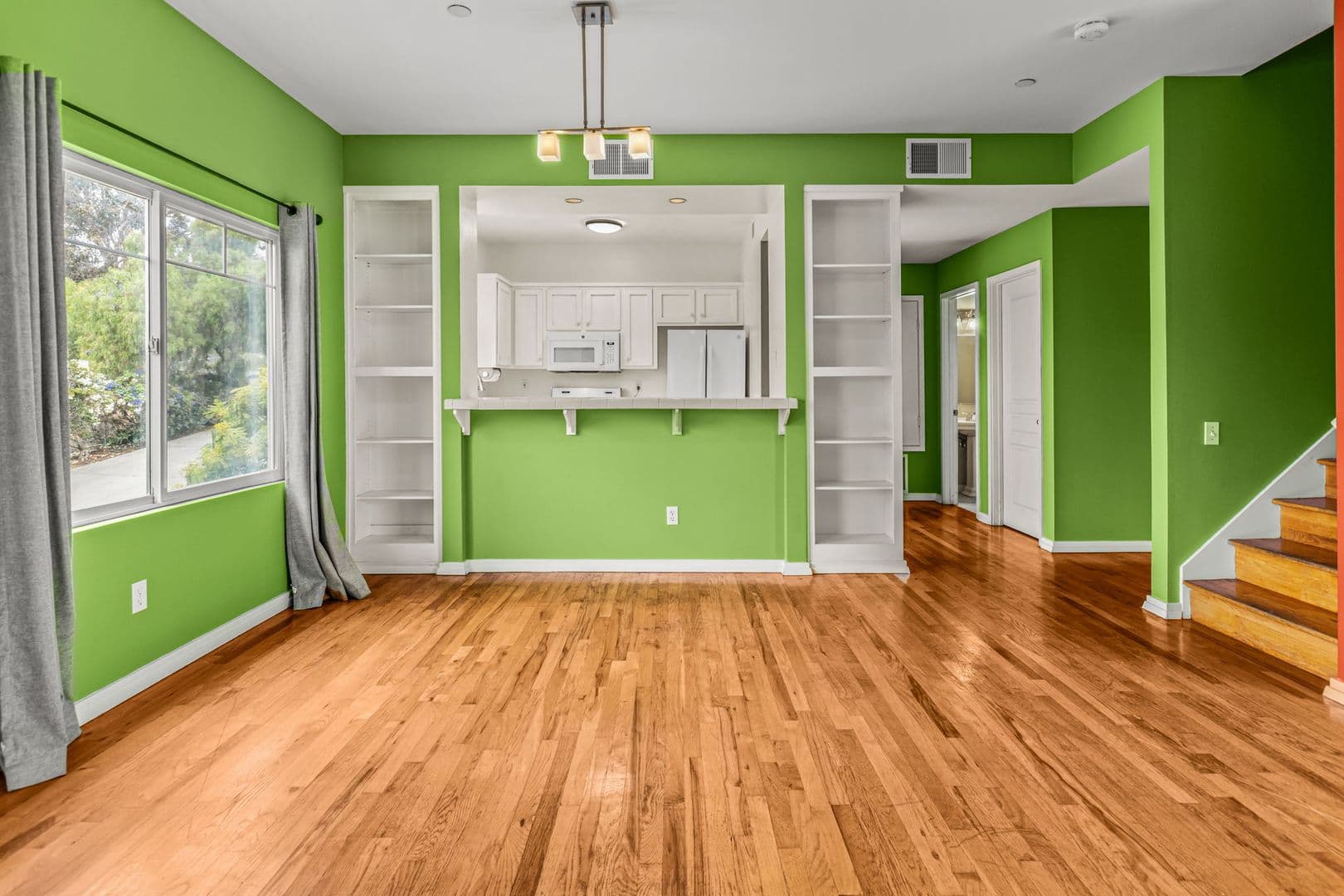 1352 24th Street 6 of 26
