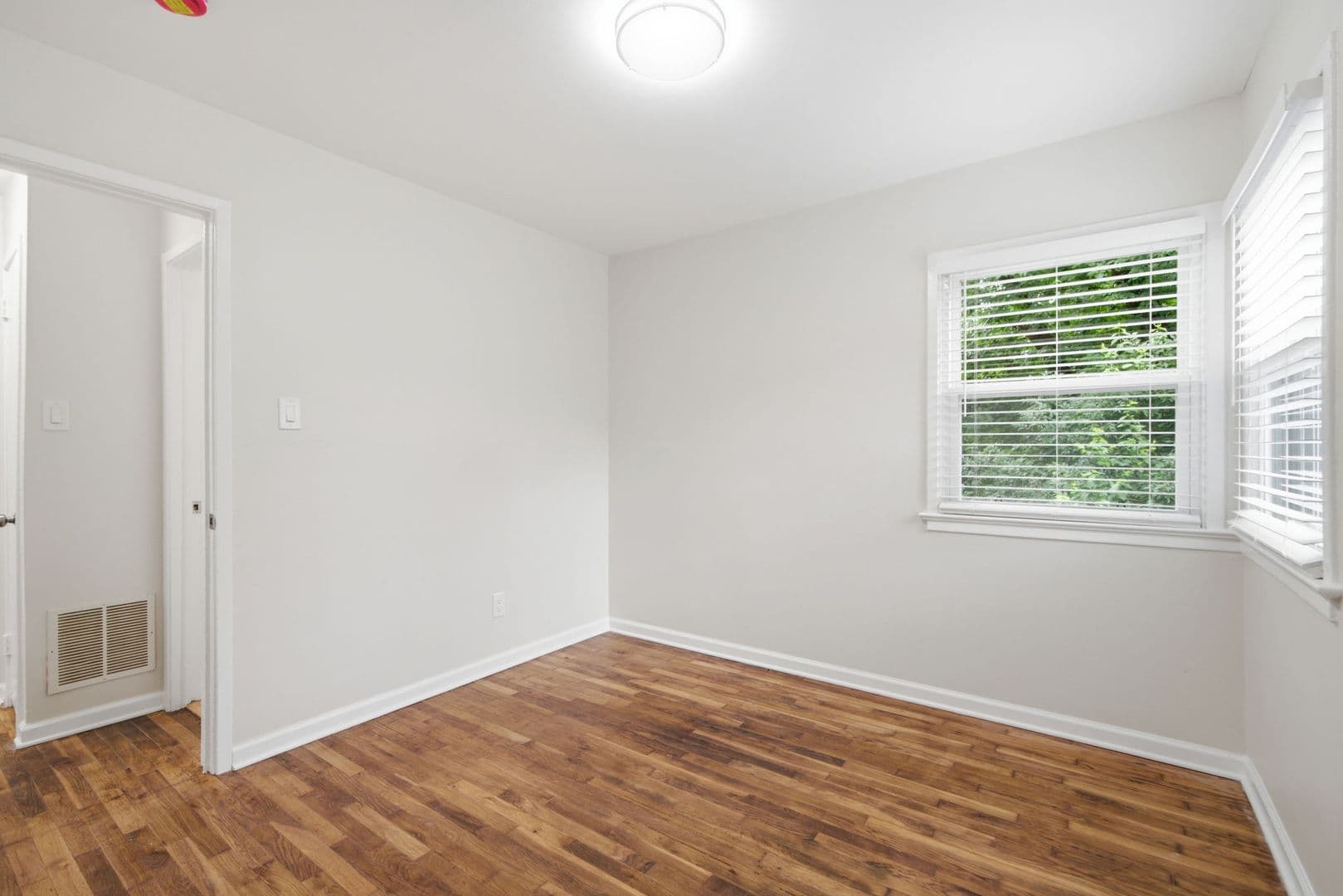 18 Grandin Cir 19 of 37