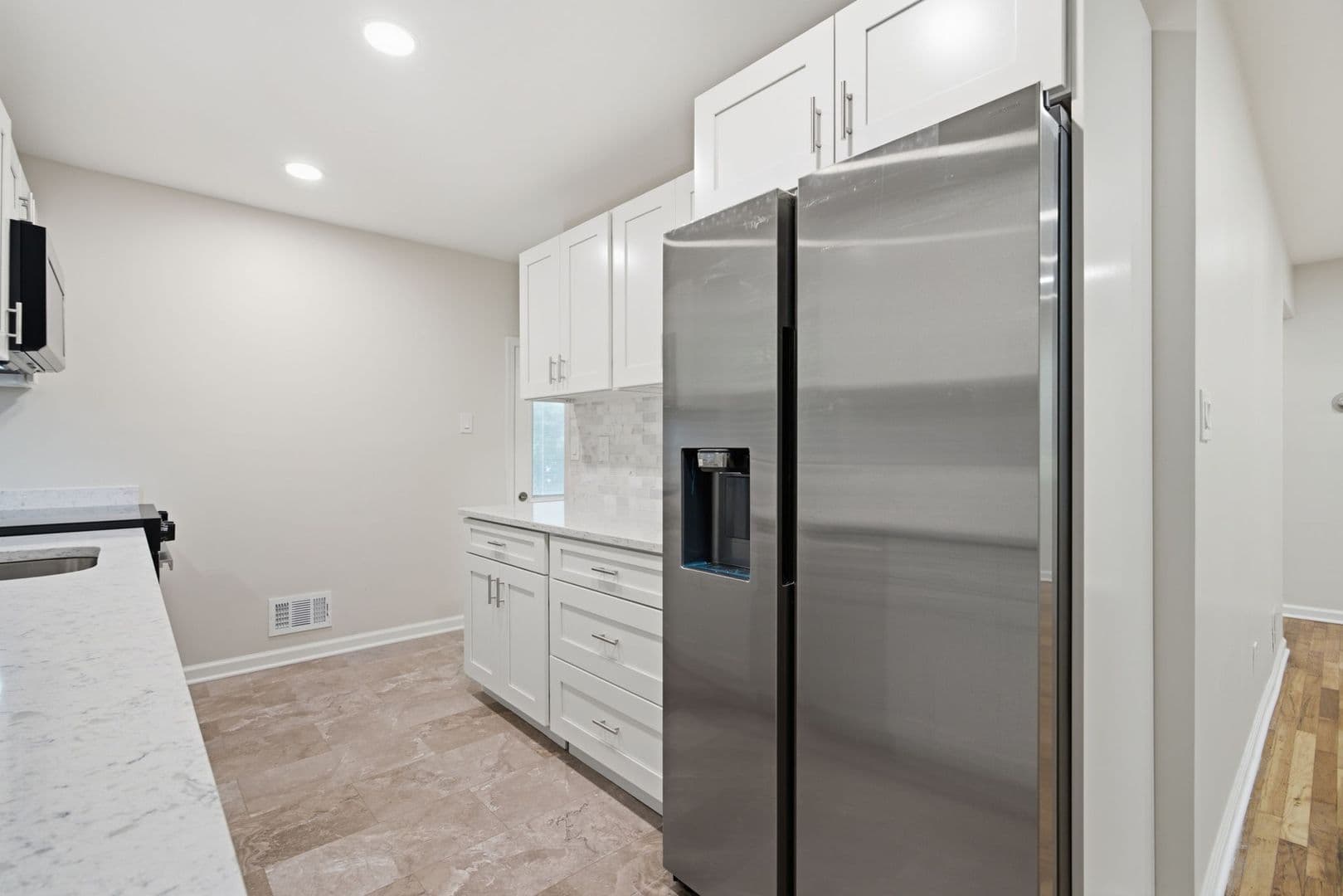 18 Grandin Cir 11 of 37