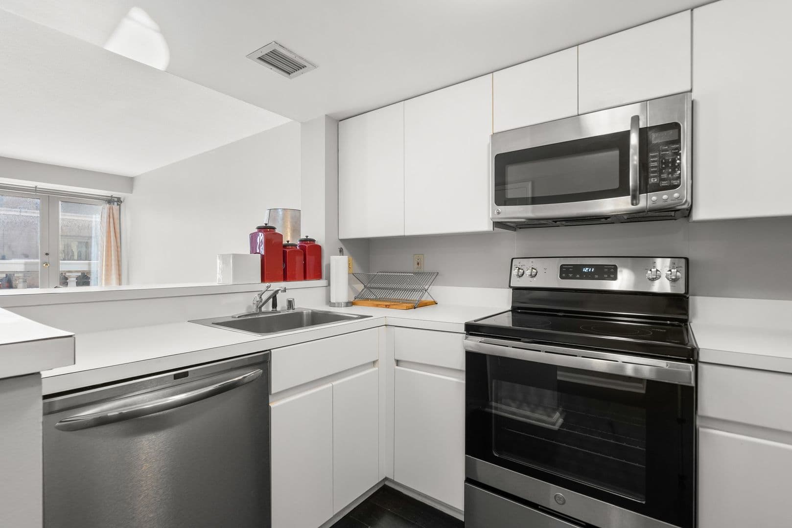 801 Pennsylvania Ave NW #1224 7 of 35