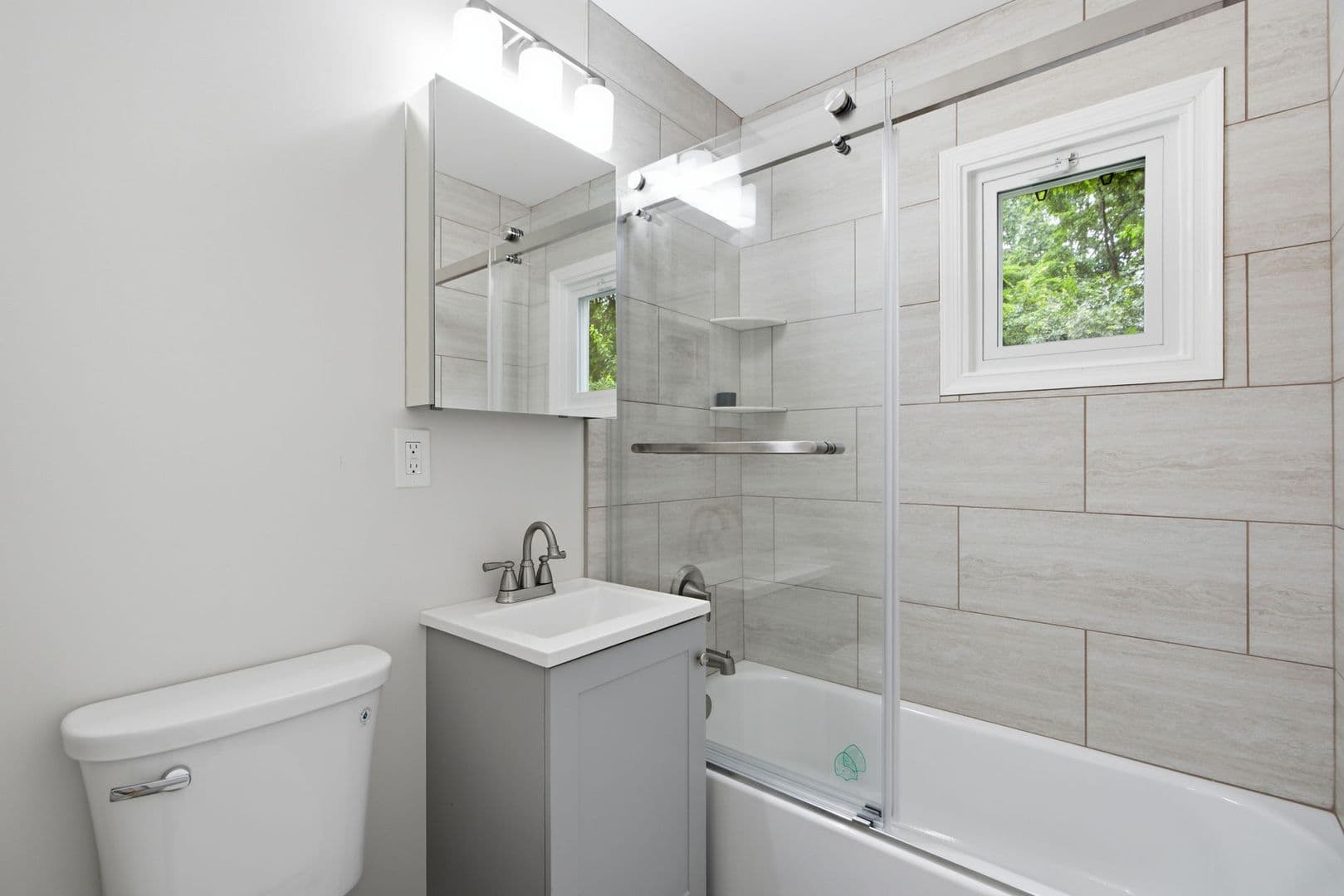 18 Grandin Cir 14 of 37