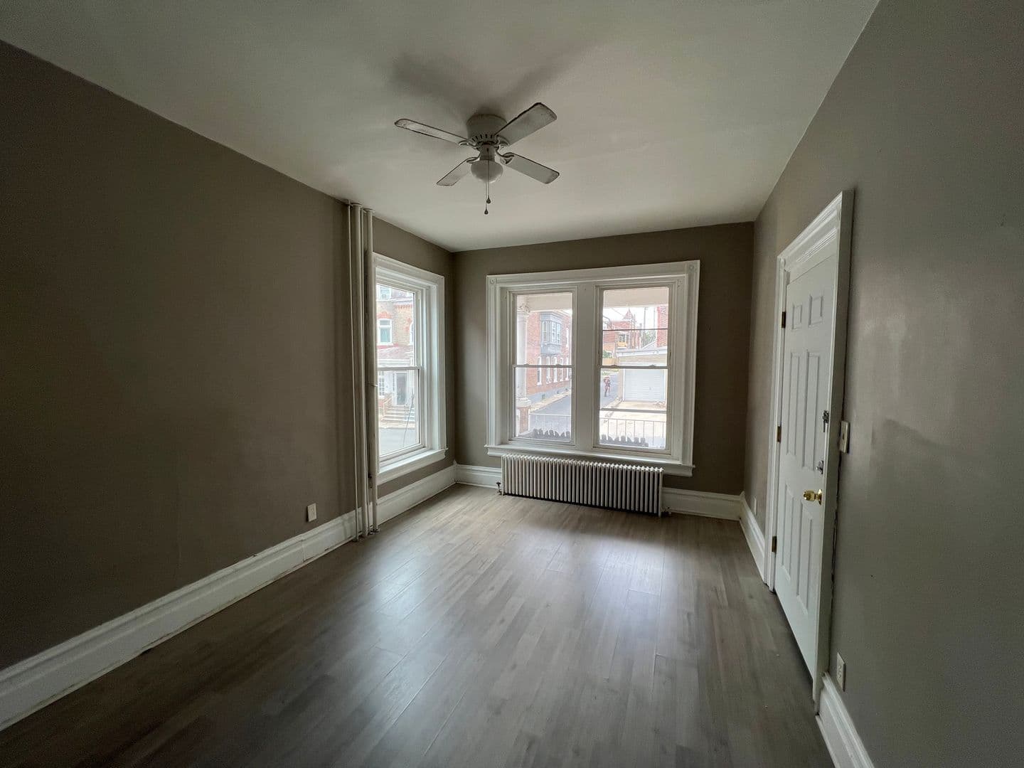 23 S Madison Street 7 of 9