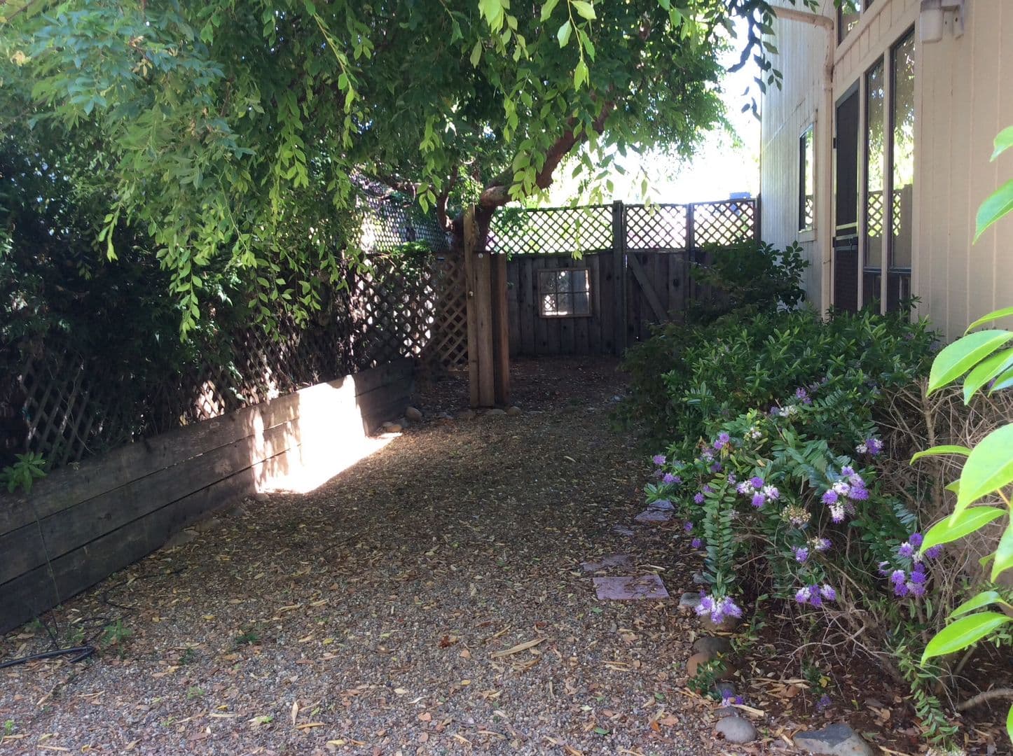 1 Berkeley Ct 16 of 19