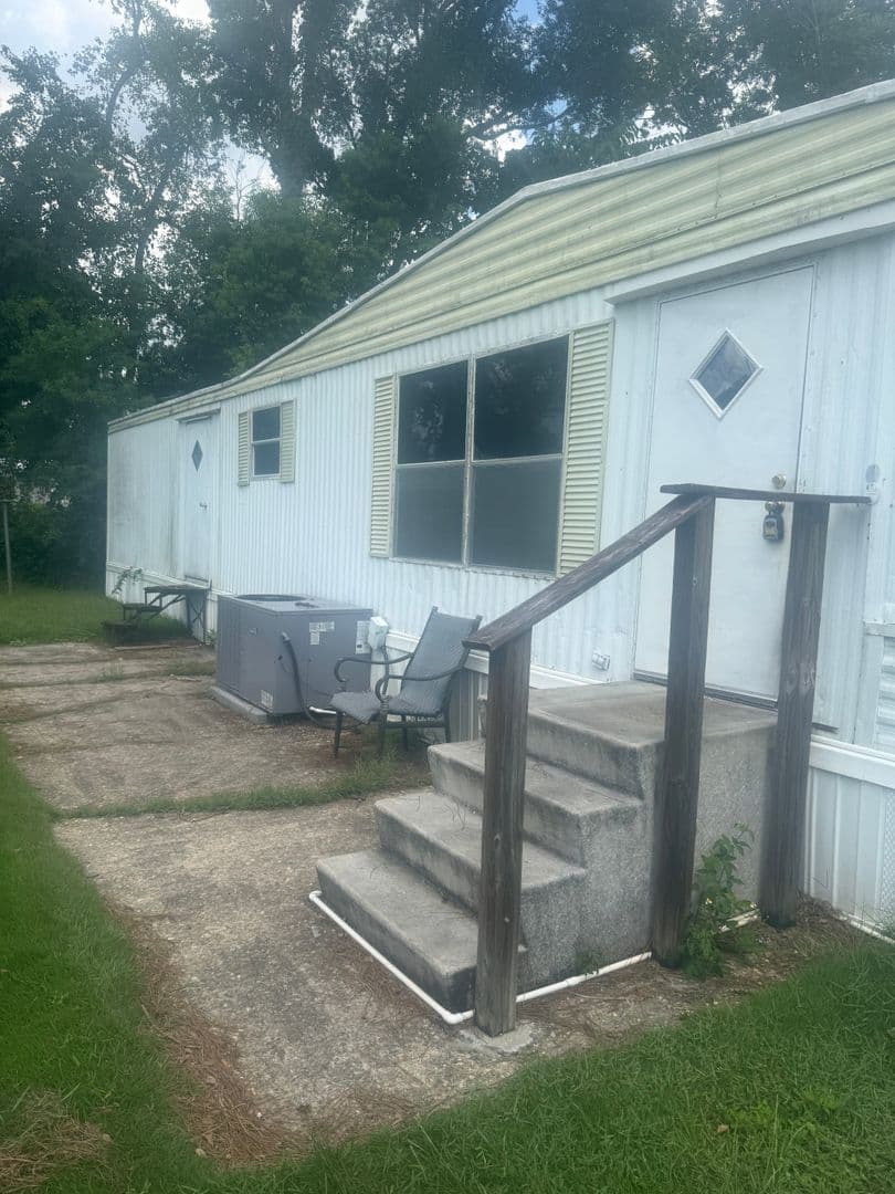 Affordable 2 Bedroom/ 1.5 Bath Mobile Home 1 of 1