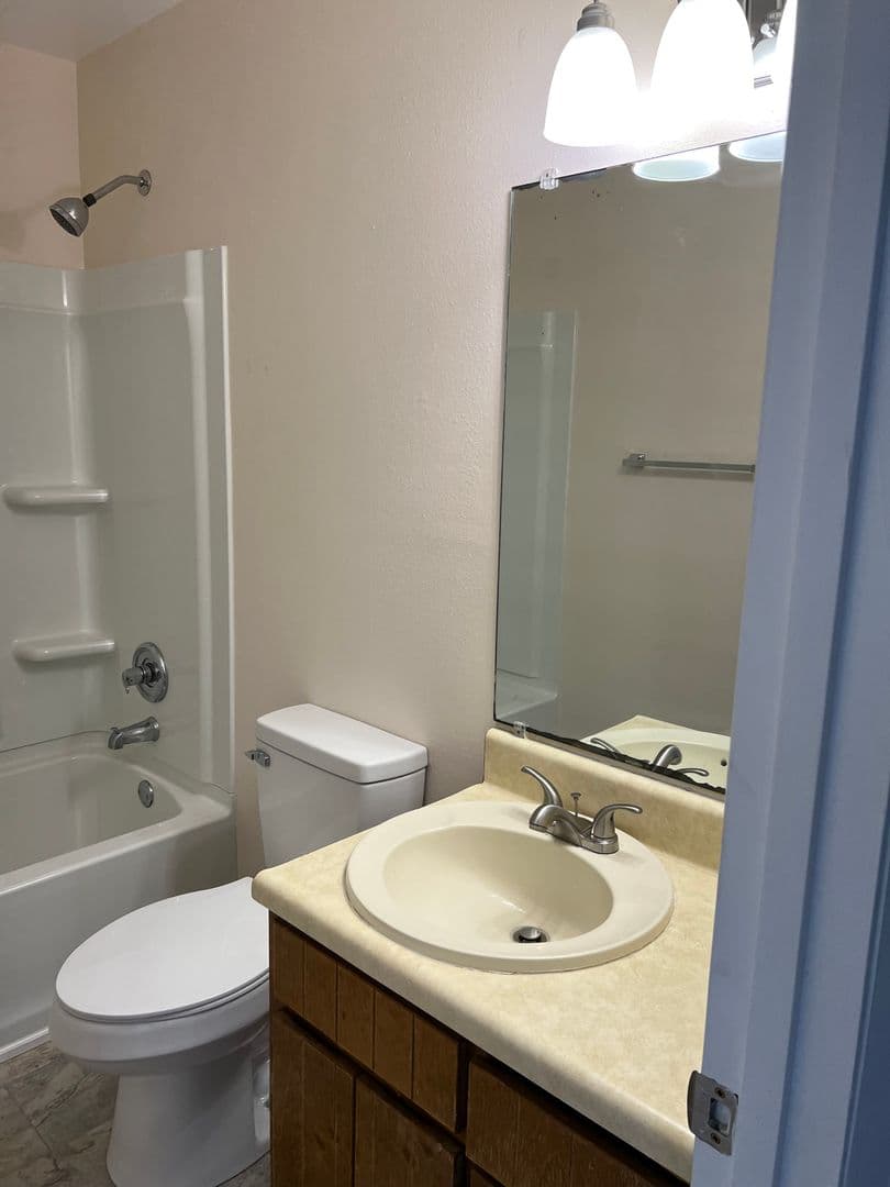 PW-1325 Greendale Avenue #16 16 of 16