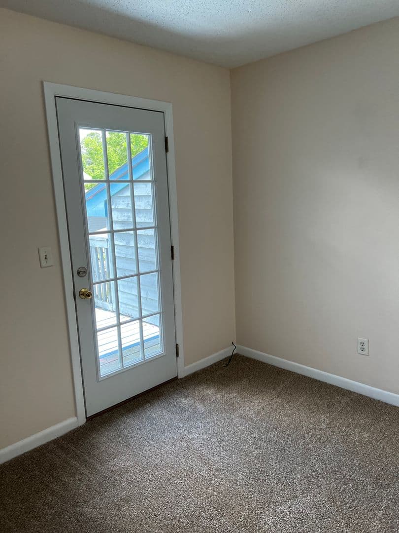 PW-1325 Greendale Avenue #16 14 of 16