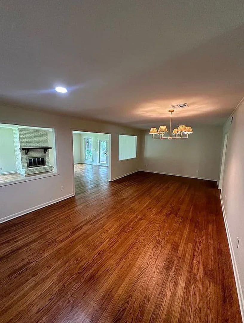 214 Brentwood Blvd 6 of 15