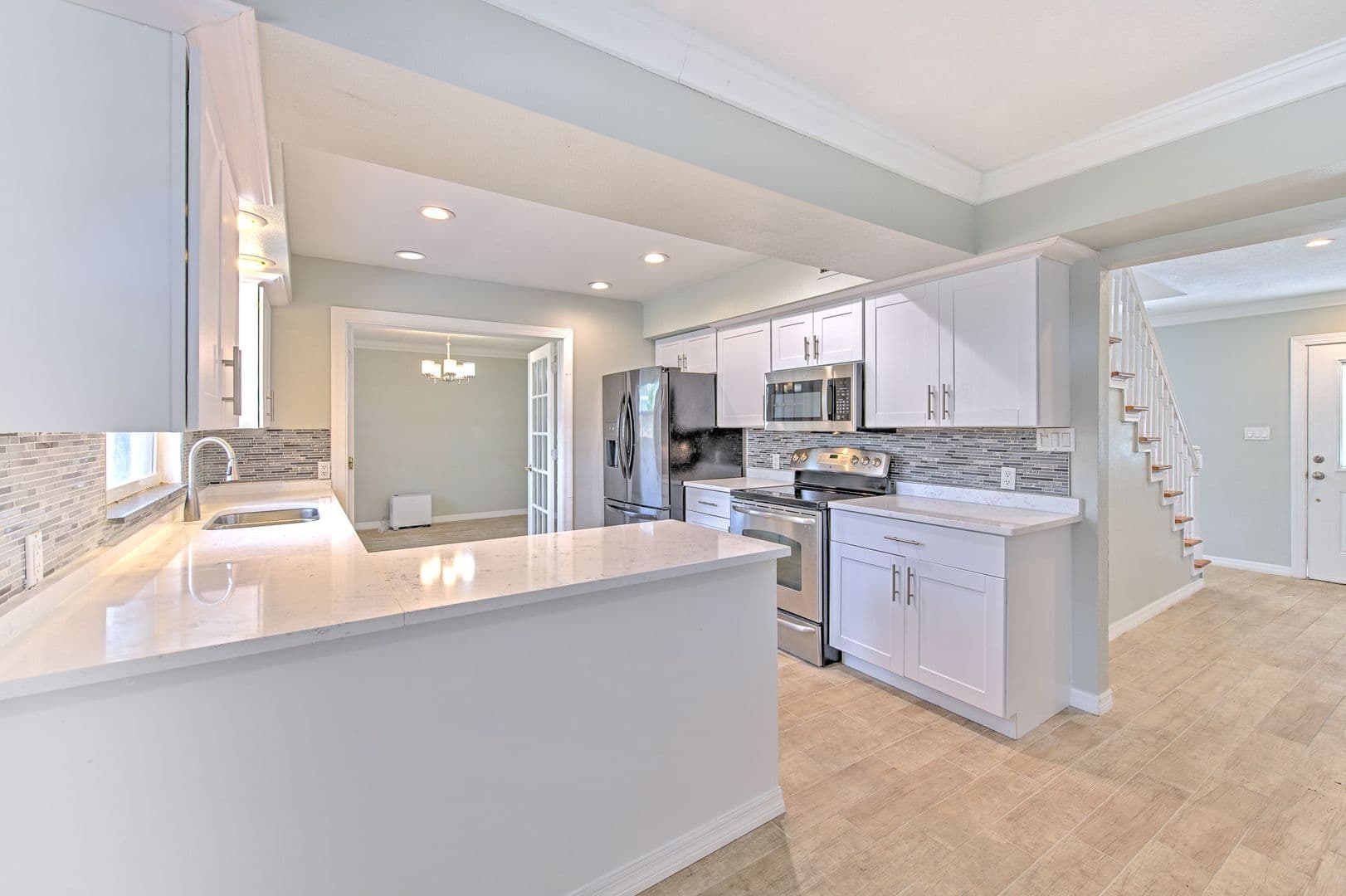 4711 w san rafael 26 of 47