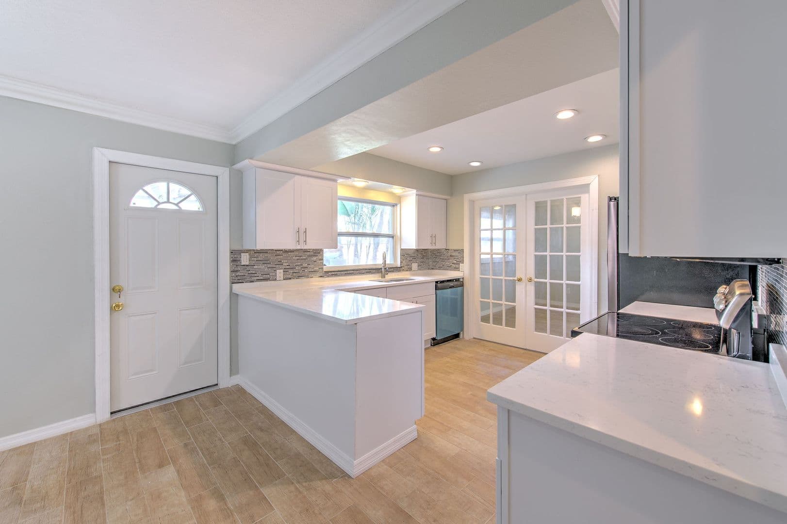 4711 w san rafael 29 of 47