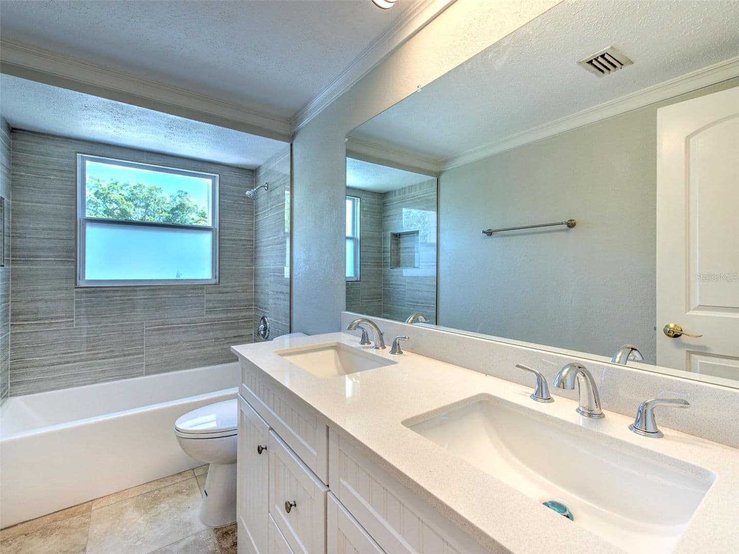 4711 w san rafael 2 of 47