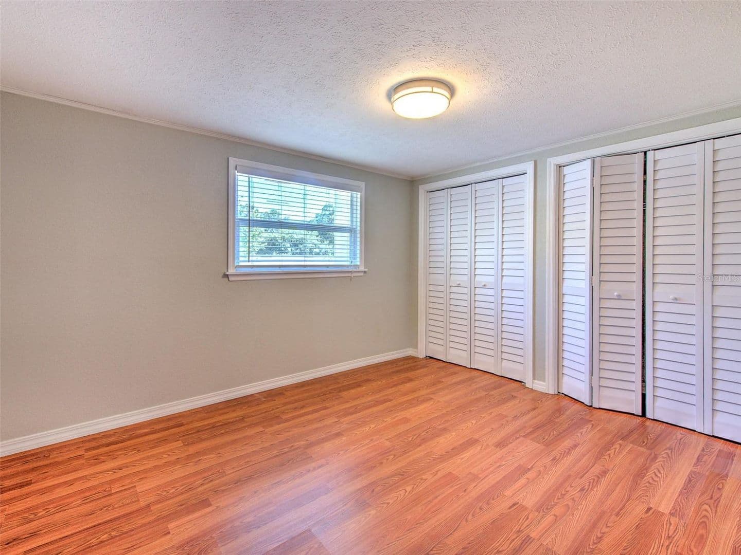 4711 w san rafael 5 of 47