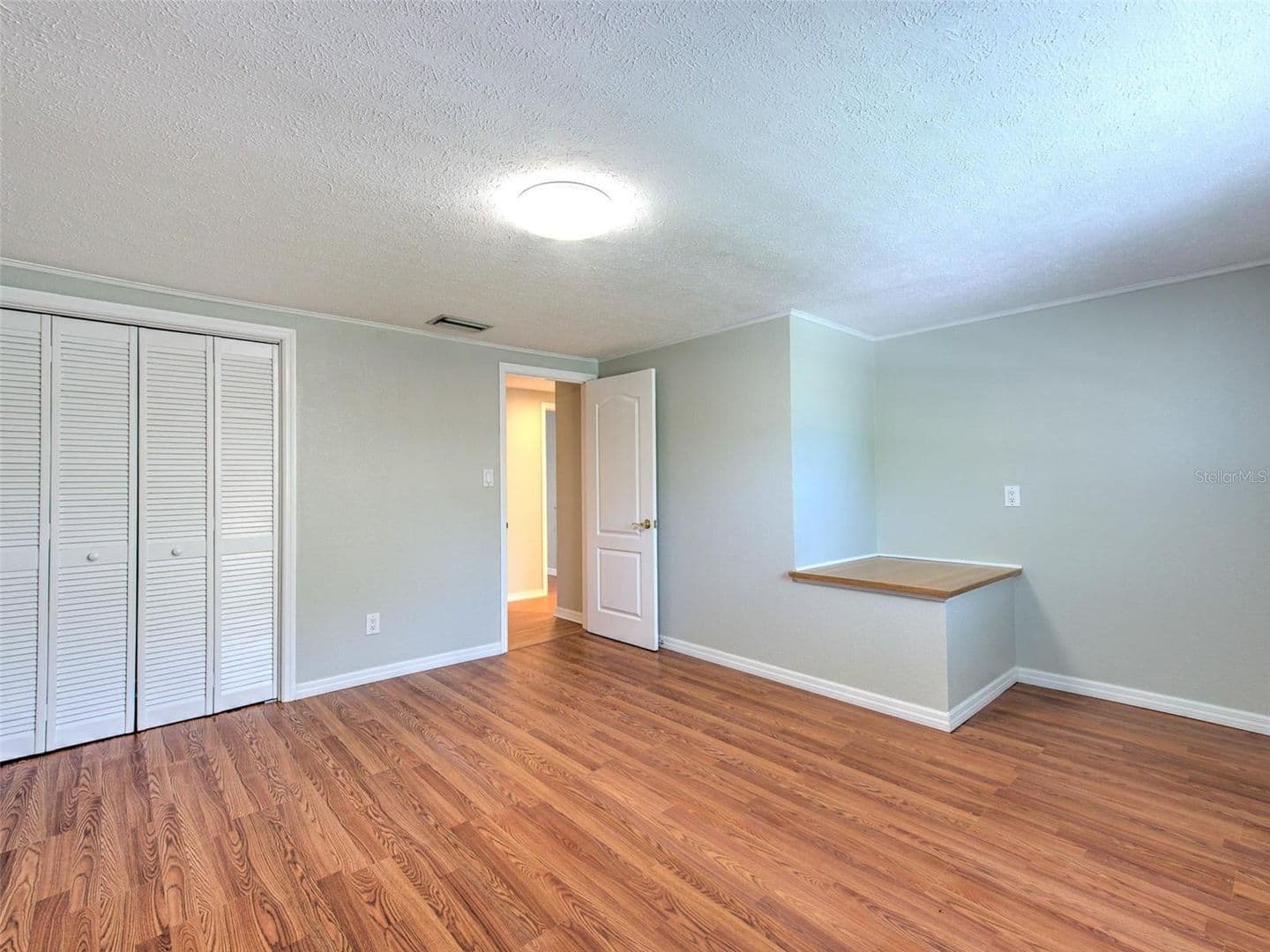 4711 w san rafael 4 of 47