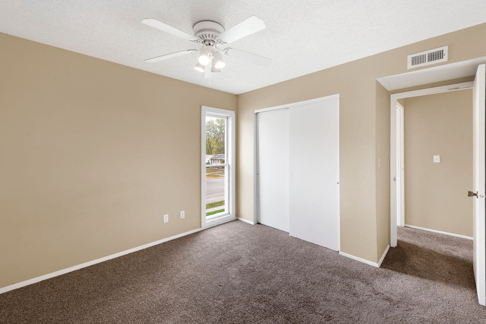 Alpine Apartments 9 of 22