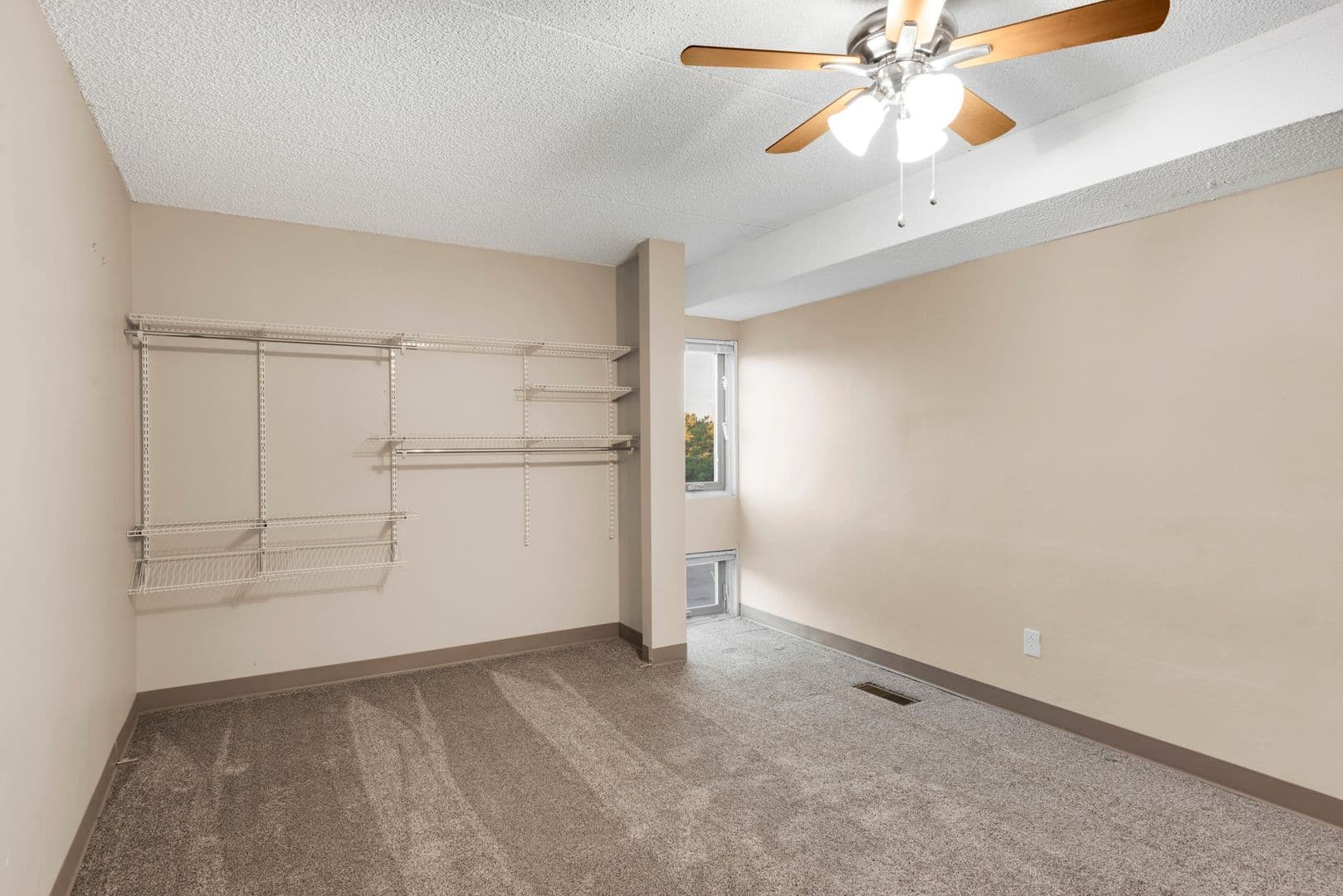 Oakwood Apartments 3 of 14