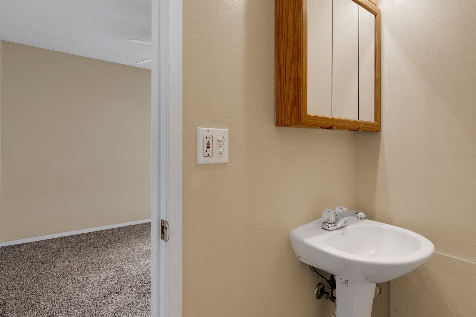 Alpine Apartments 12 of 22