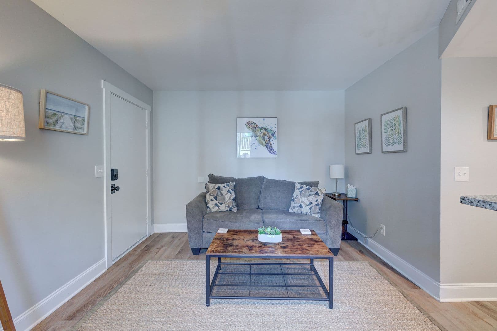 1 Bedroom Adjacent to UNCW 7 of 27
