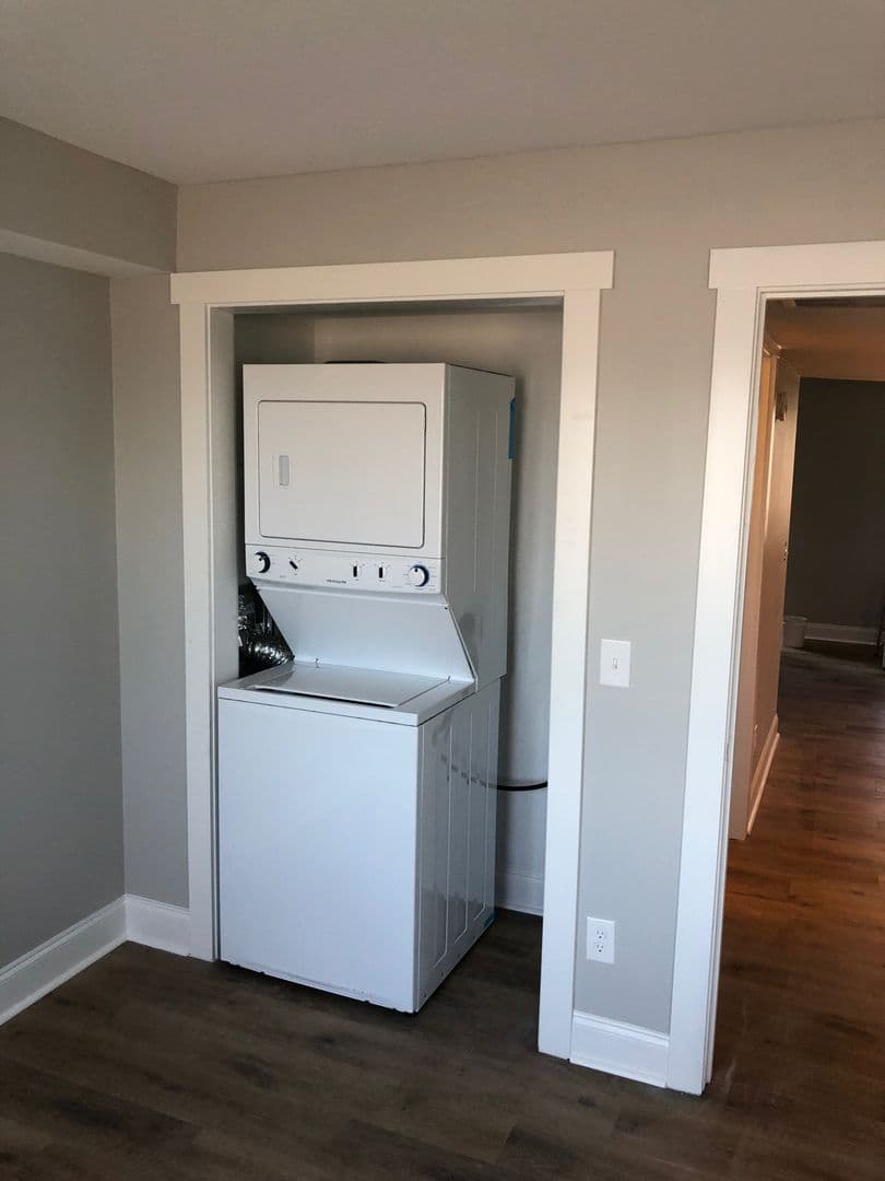 1 Bedroom Adjacent to UNCW 13 of 13