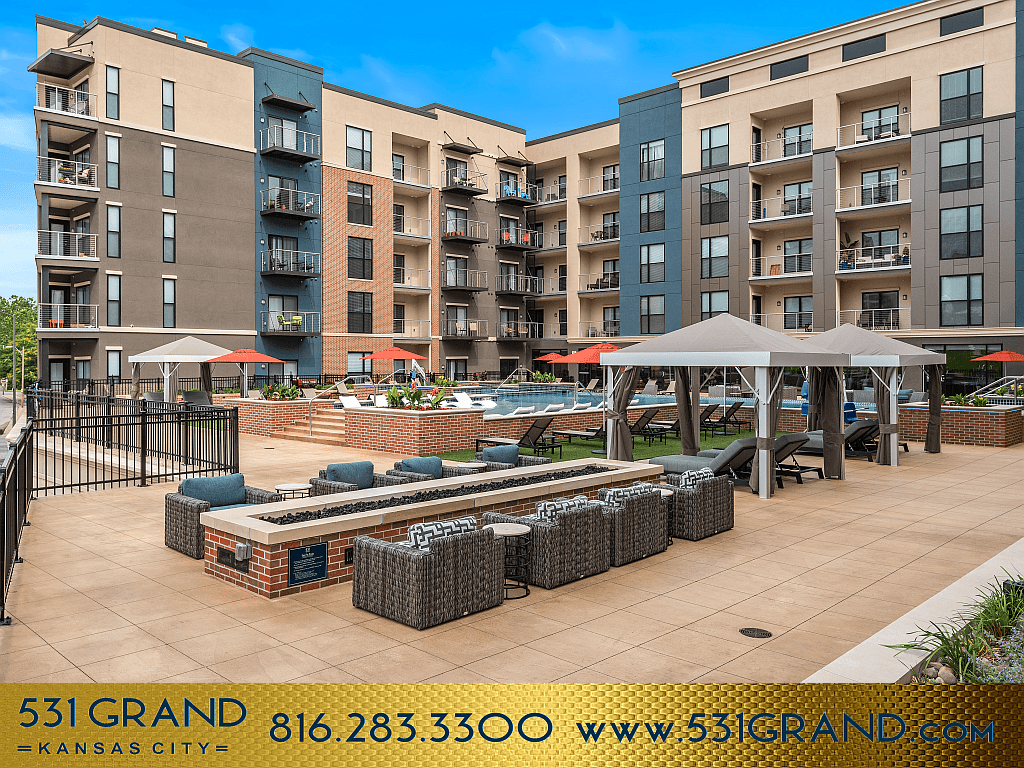 531 Grand 10 of 17