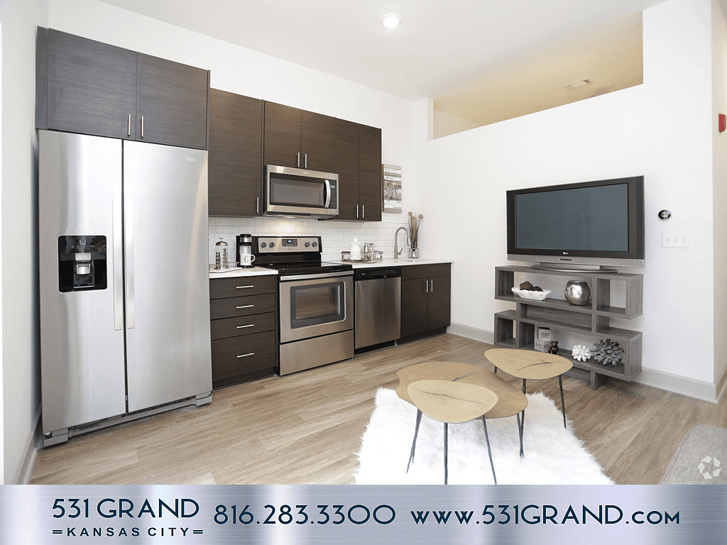 531 Grand 103 of 210