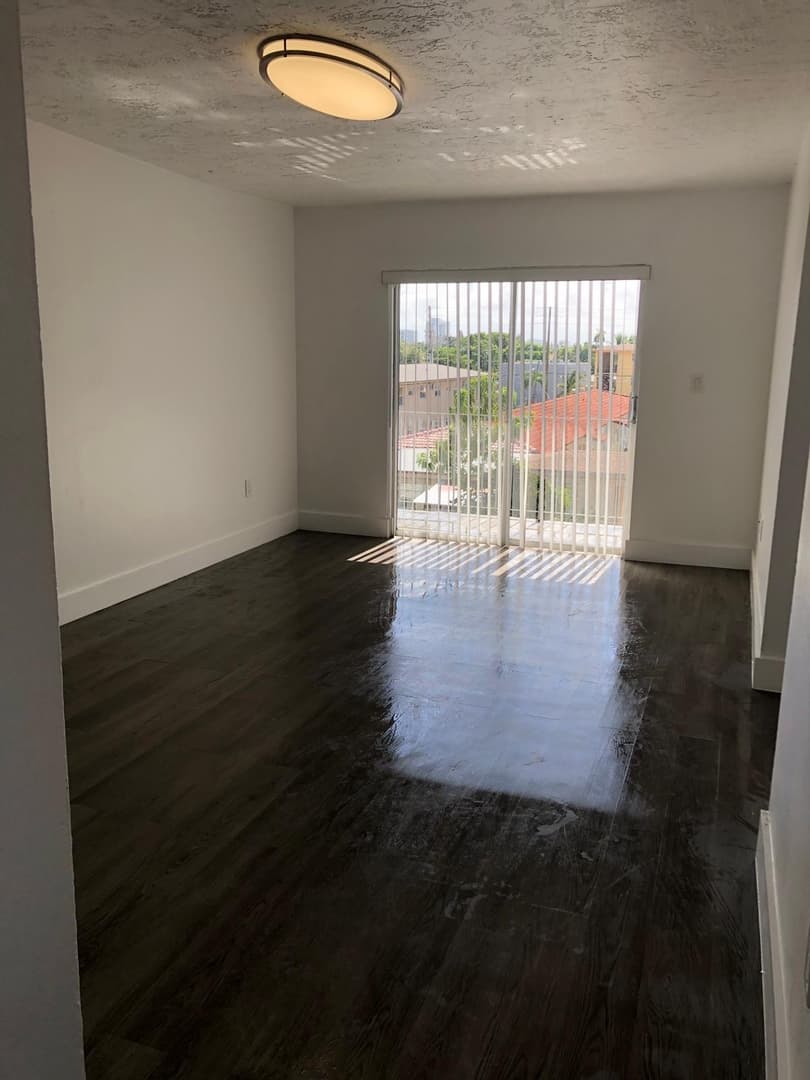 220 SW 17 Ct 8 of 8