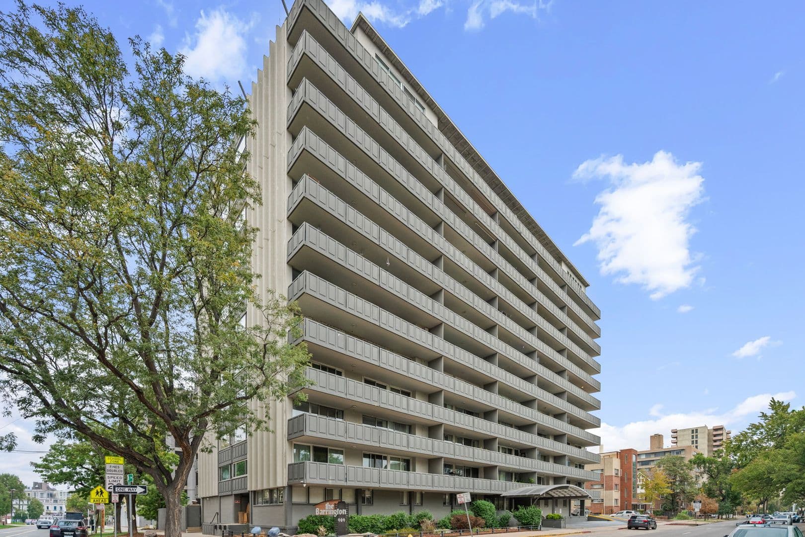909 Logan St, Unit 11B - RA 21 of 23
