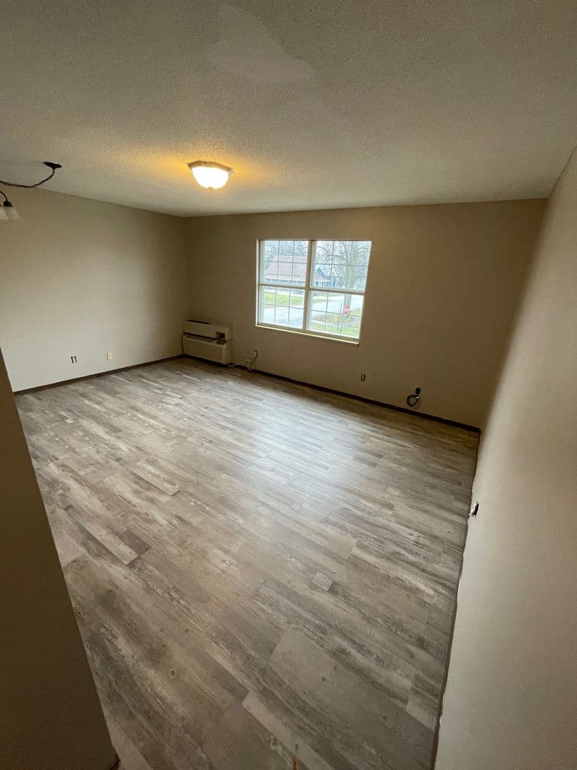 York Villa Apartments 2 of 6