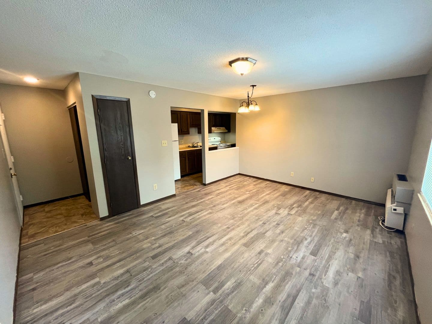 York Villa Apartments 1 of 4
