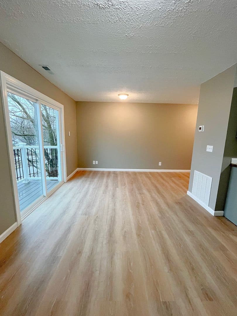 Lincoln Landing Apartments 5 of 12