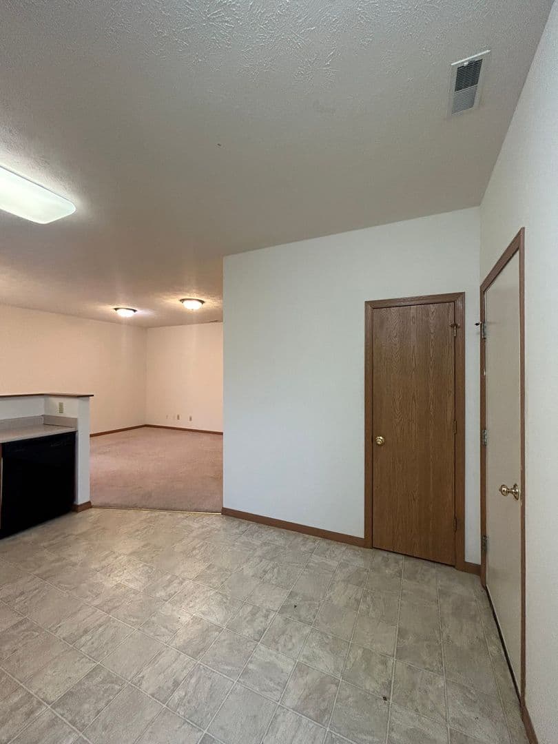 2714 Wyndham Ct 9 of 19