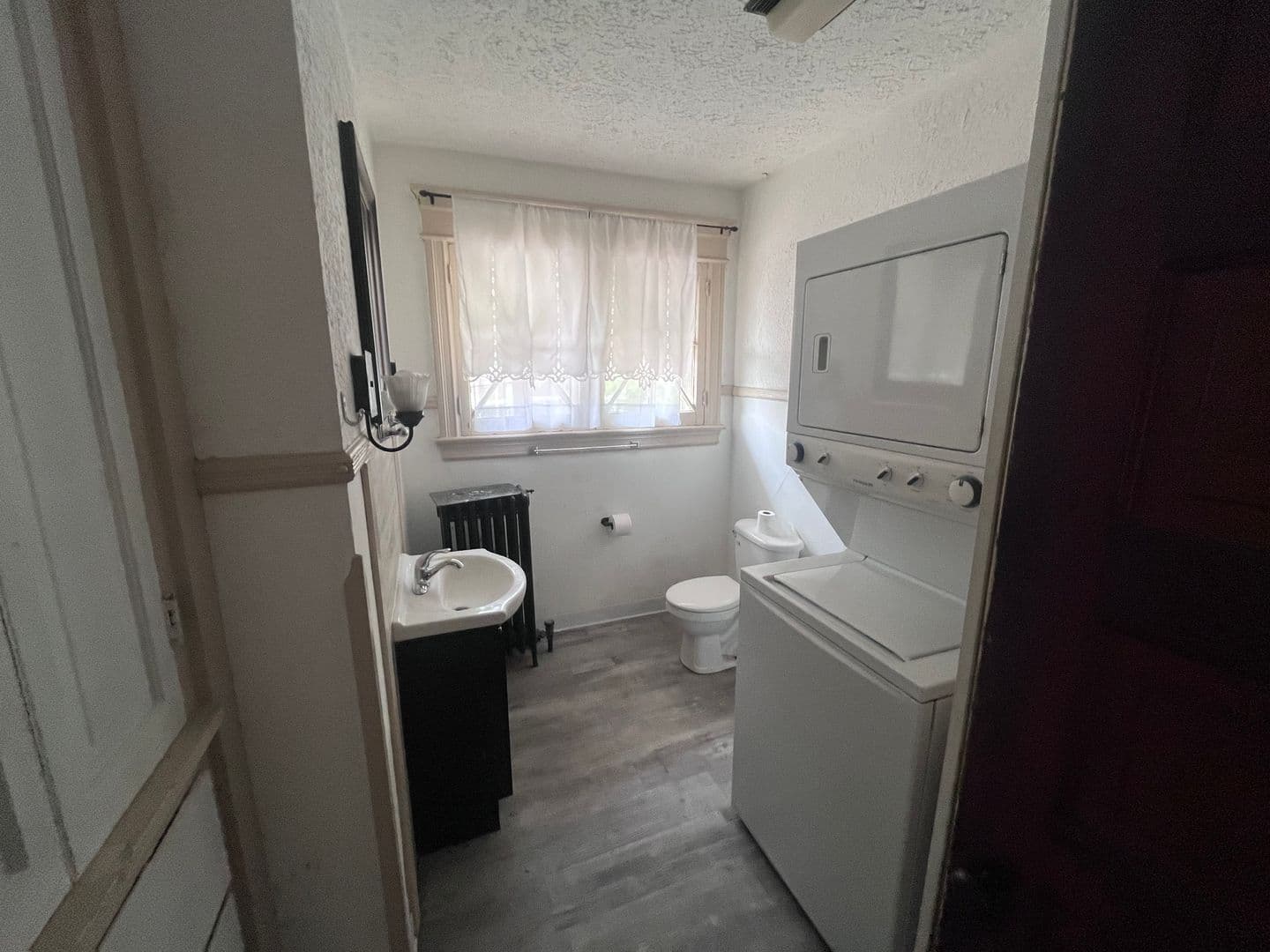 165 Littleton St 15 of 30