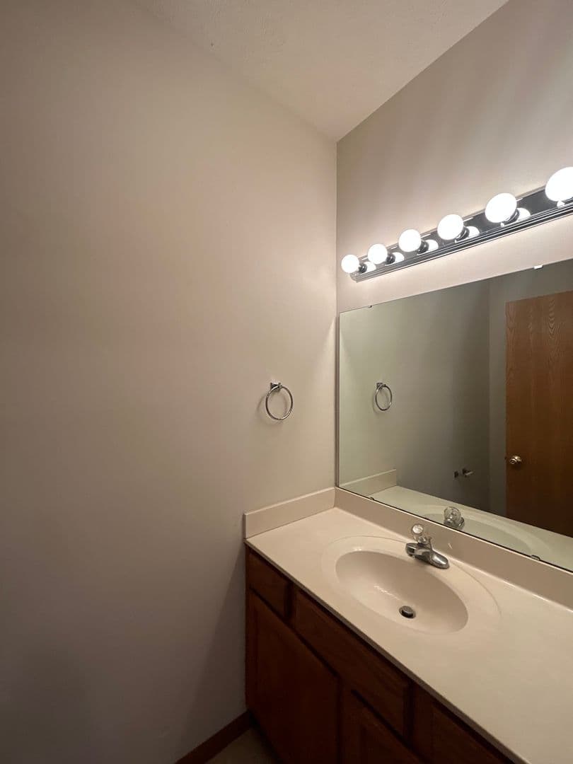 2714 Wyndham Ct 6 of 19