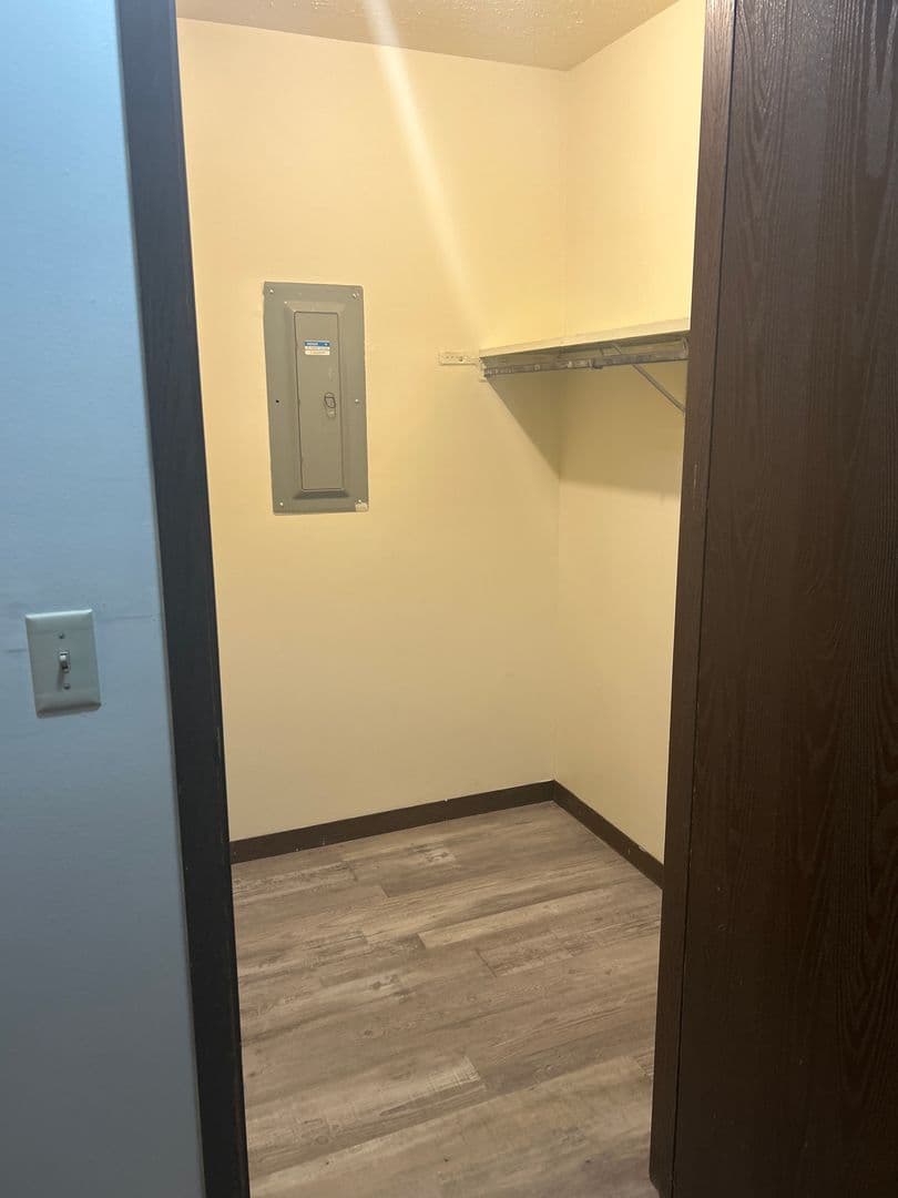 Wabash Shores Apartments 6 of 8