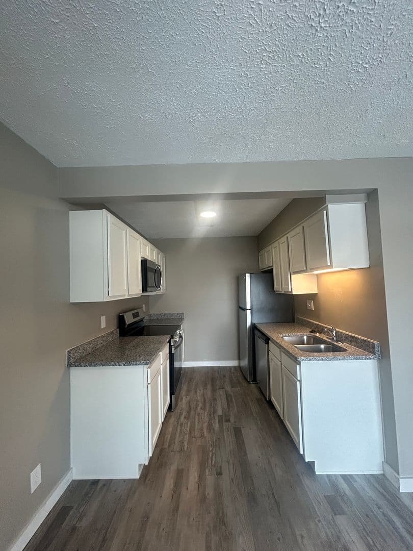 Lincoln Landing Apartments 7 of 11