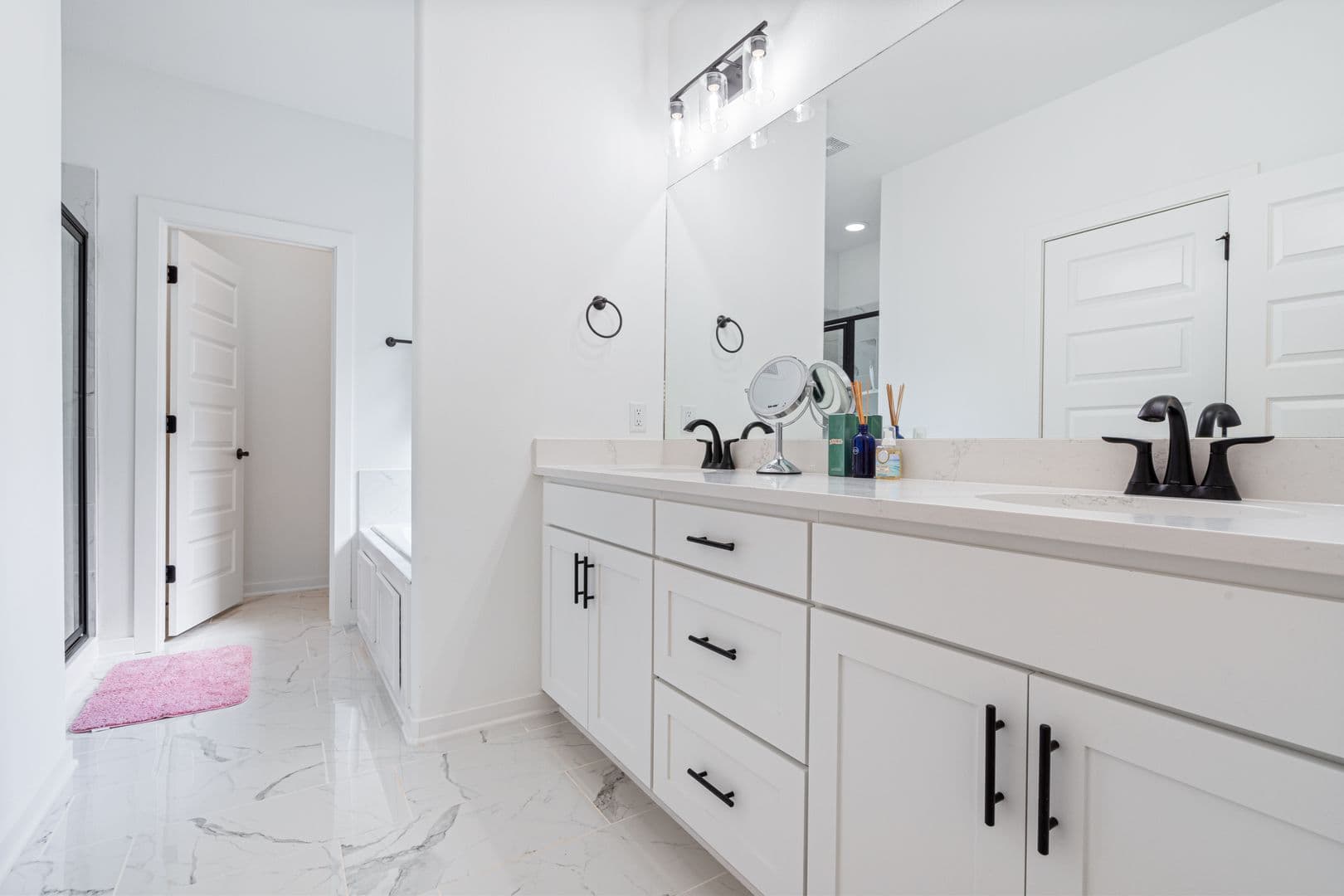 Holly BTR Homes 2 of 10