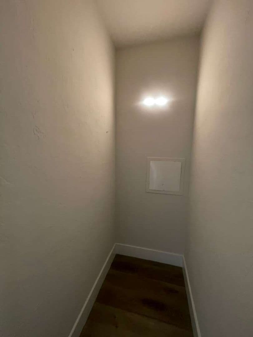600 SW 9 AVE 9 of 21
