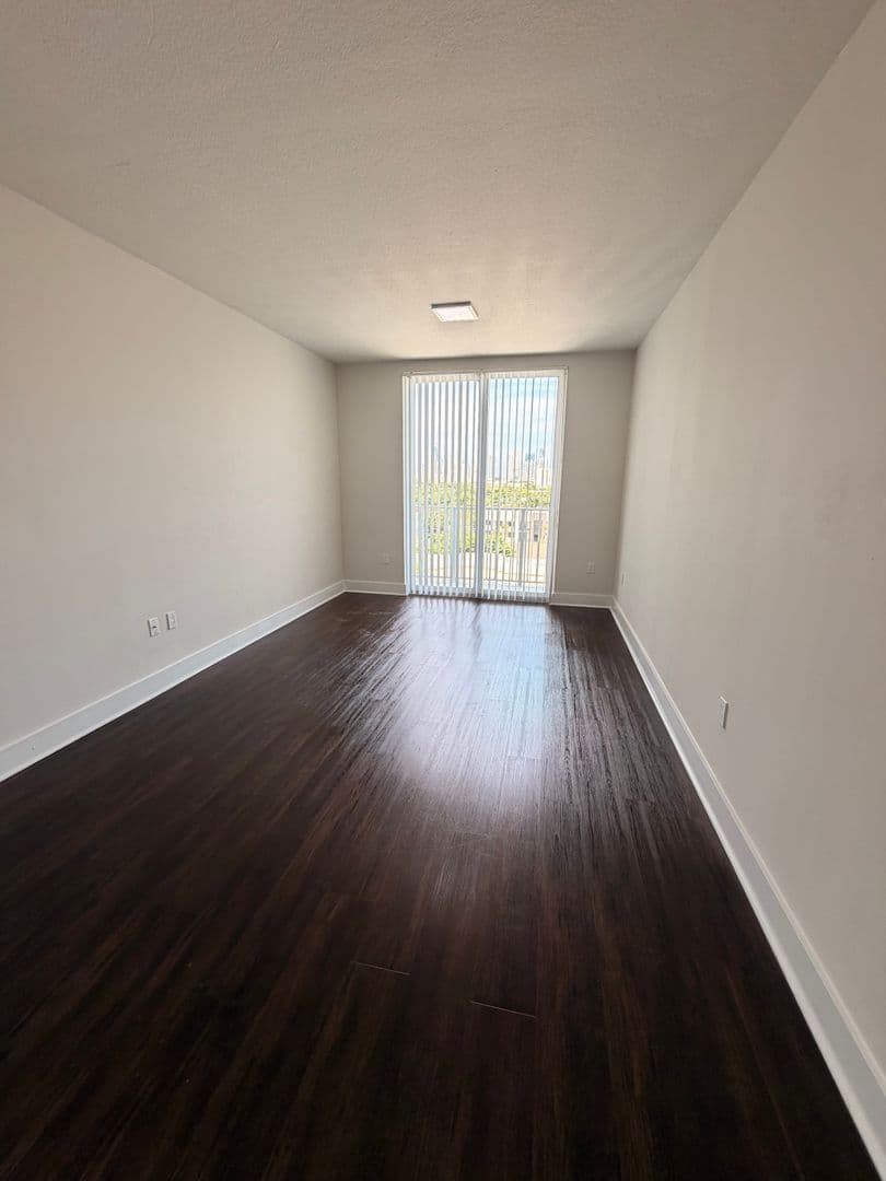 401 SW 17th Ave 13 of 19