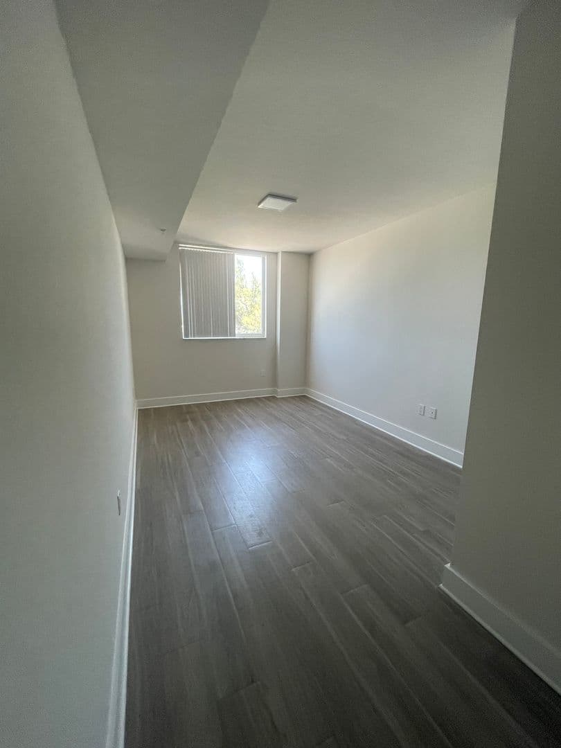 401 SW 17th Ave 9 of 13