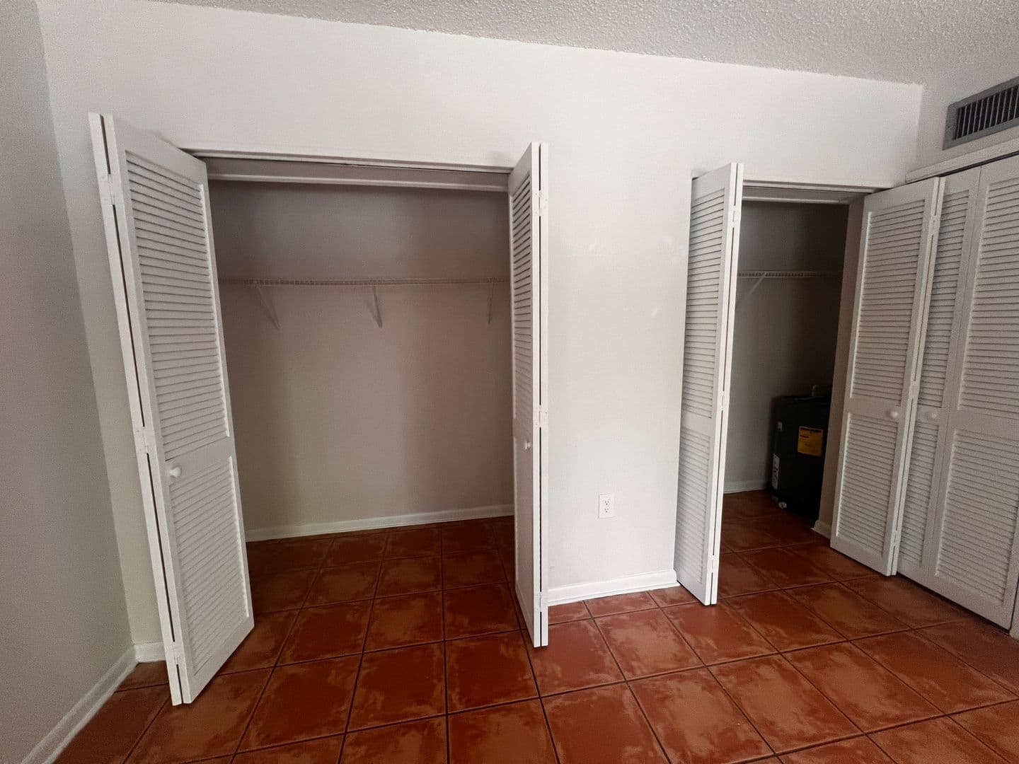 504 Santander Avenue. 9 of 12
