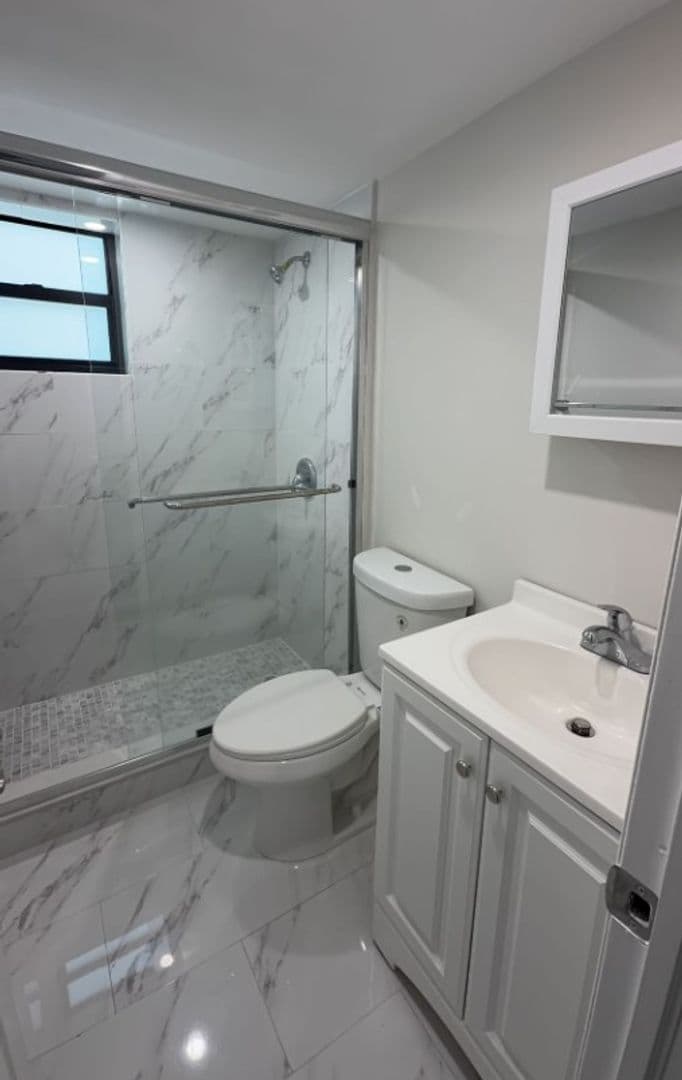 110 Sidonia Ave 11 of 11