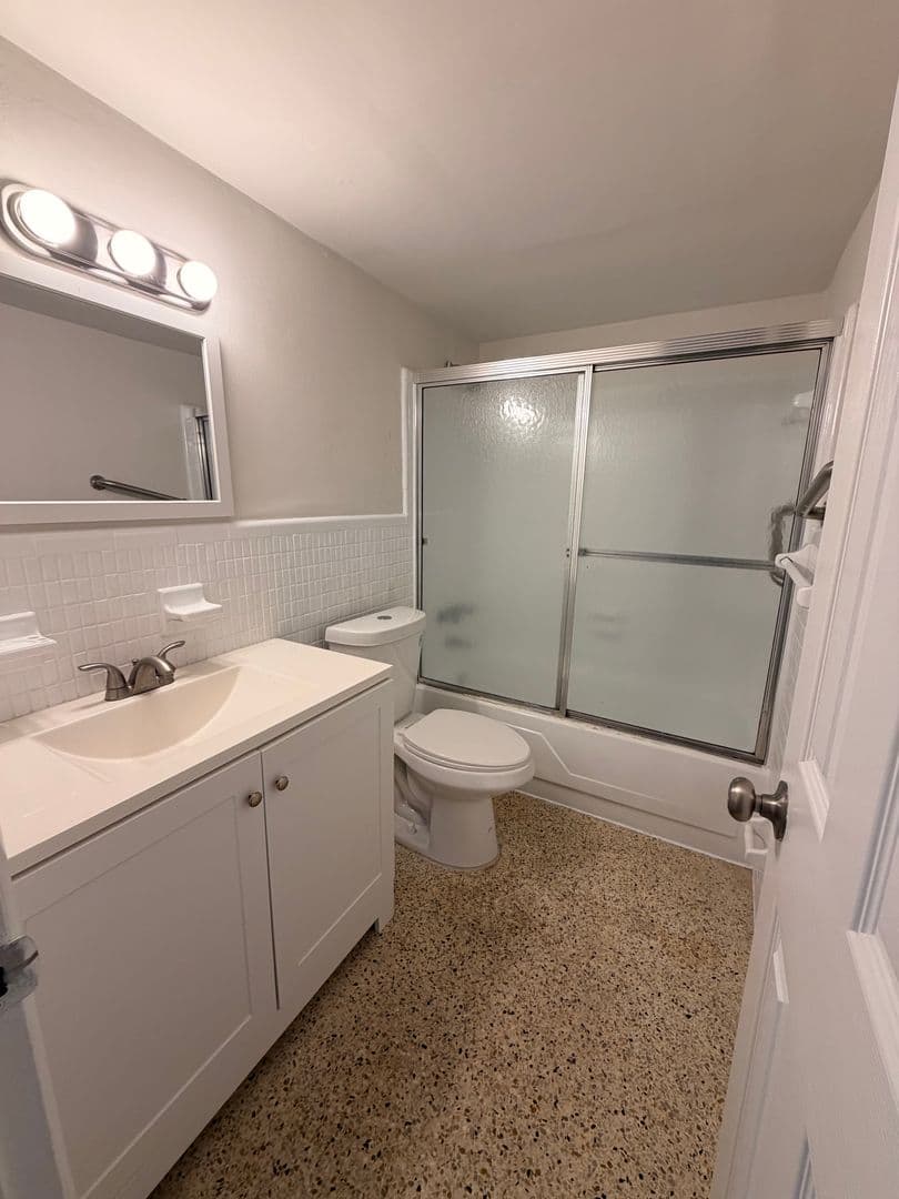 2999 W. Flagler 50 of 51
