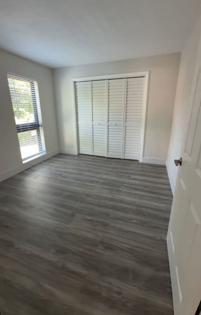 110 Sidonia Ave 9 of 11
