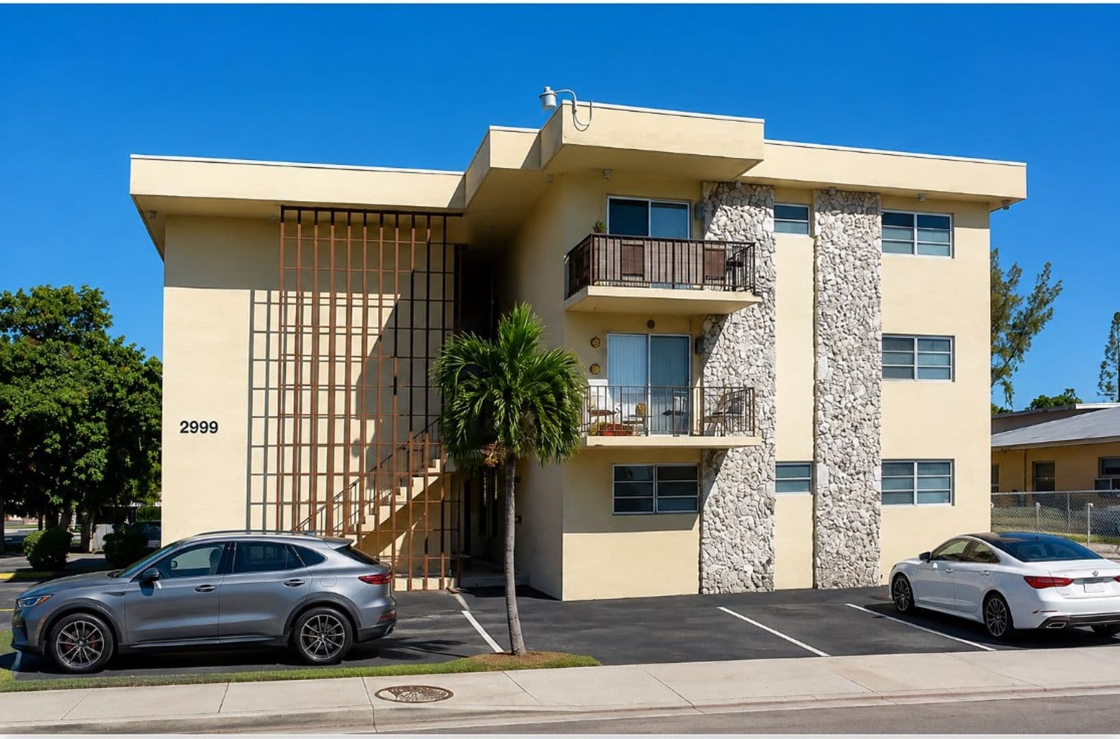 2999 W. Flagler 43 of 51