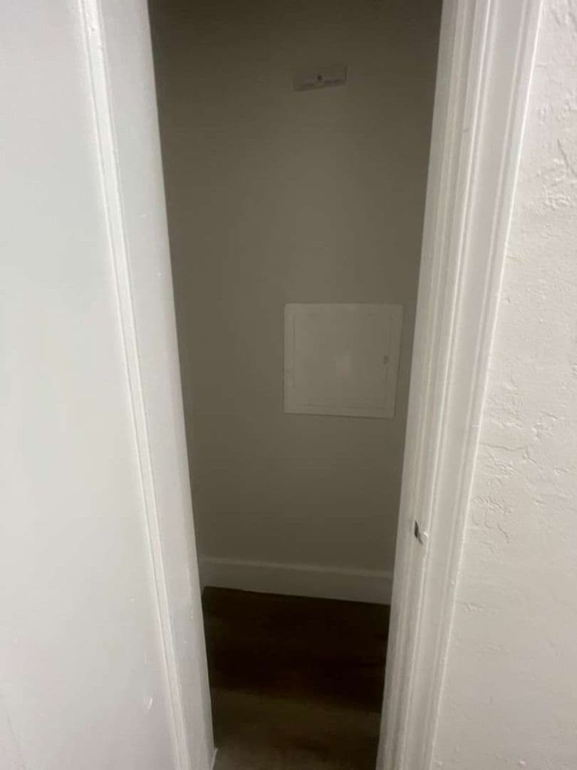 600 SW 9 AVE 16 of 21