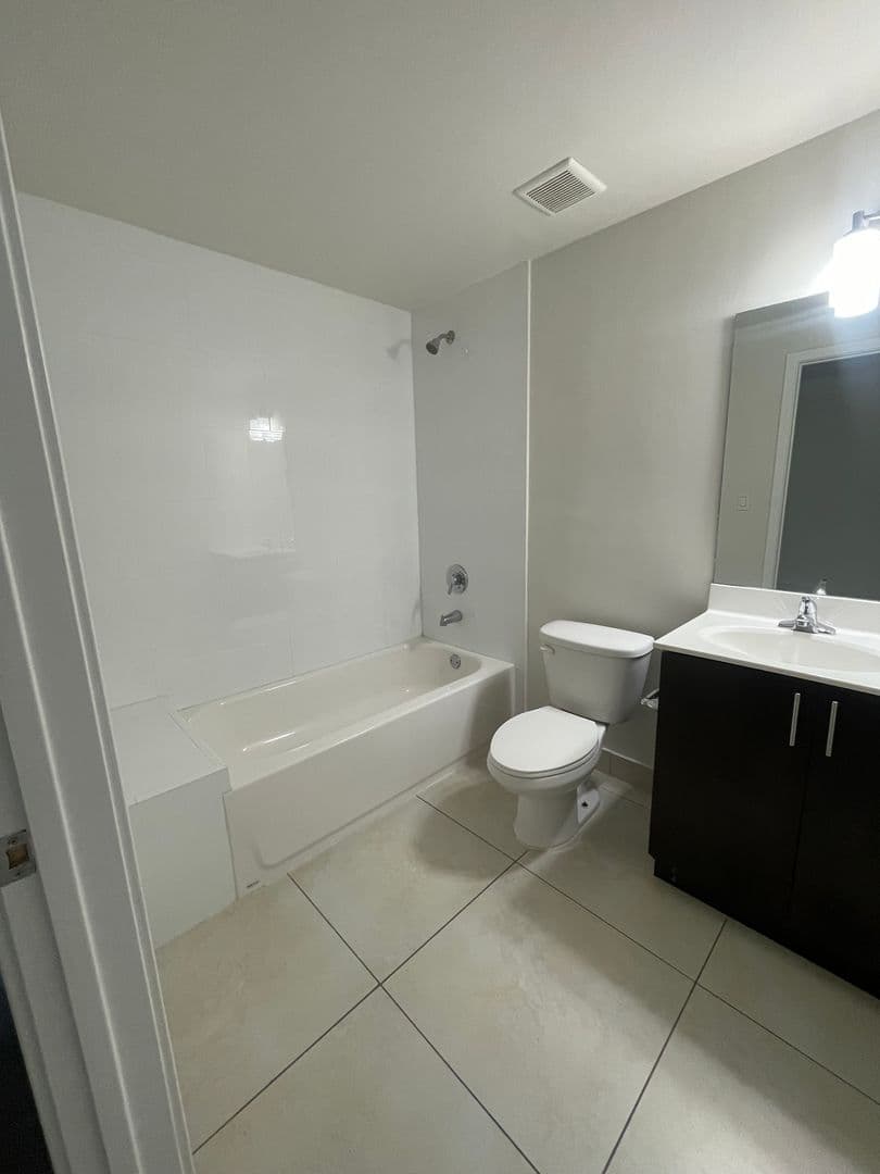 401 SW 17th Ave 8 of 13