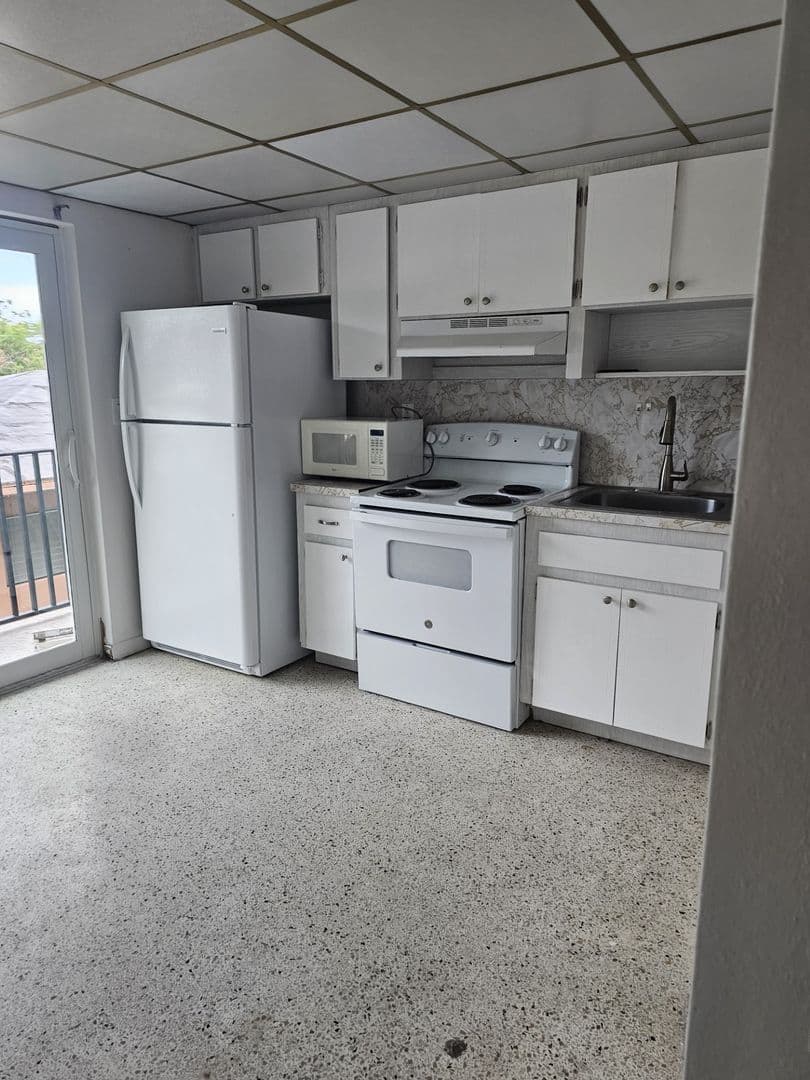2999 W. Flagler 40 of 51