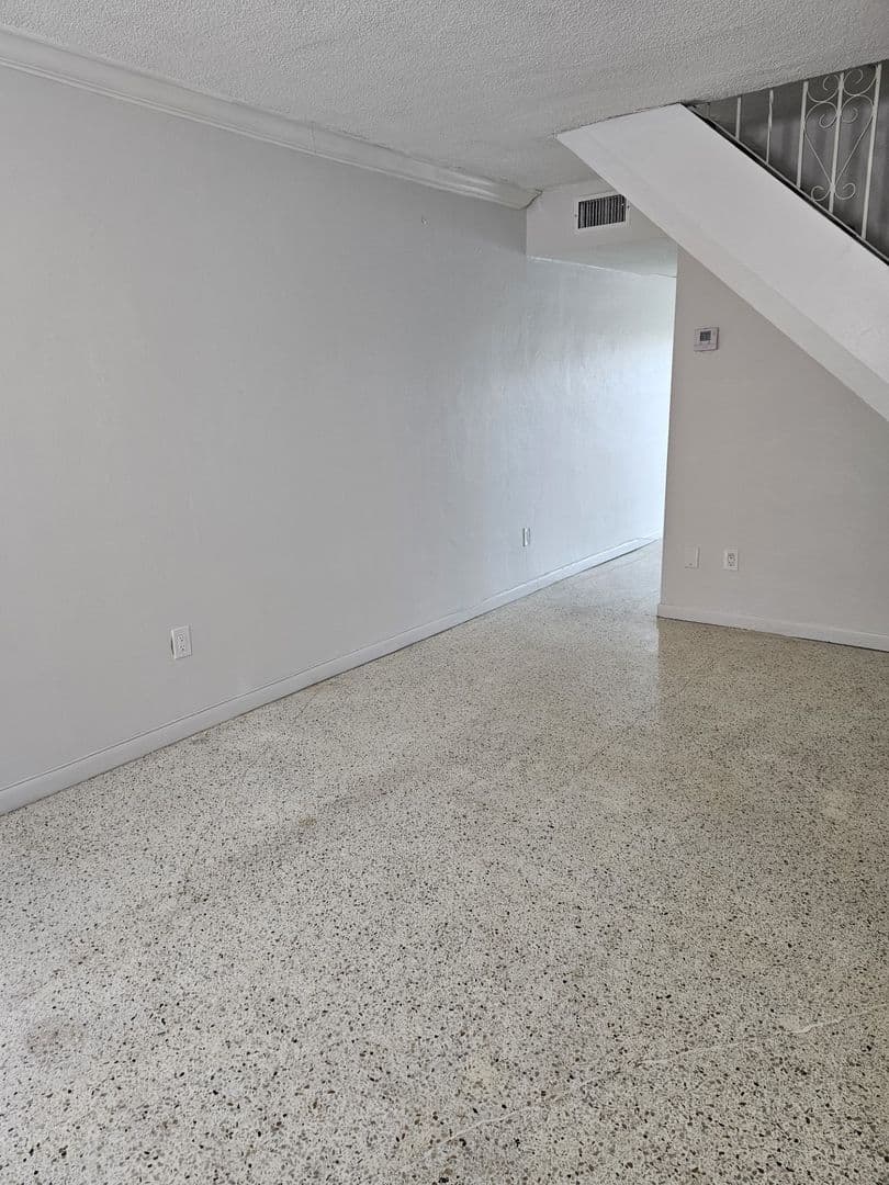 2999 W. Flagler 38 of 51