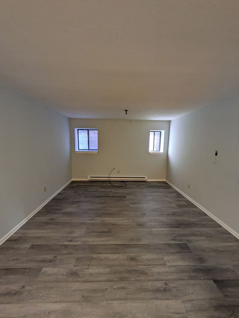 Riverview Apartments 3 of 4