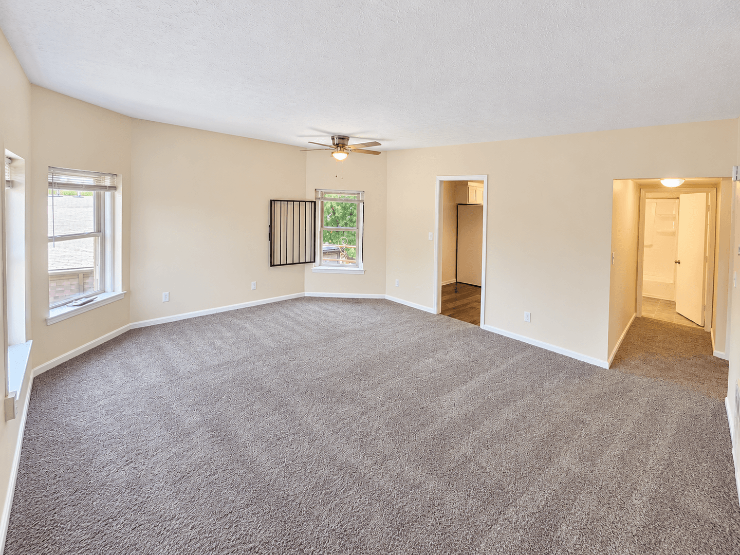 Belknap Apartments 16 of 20