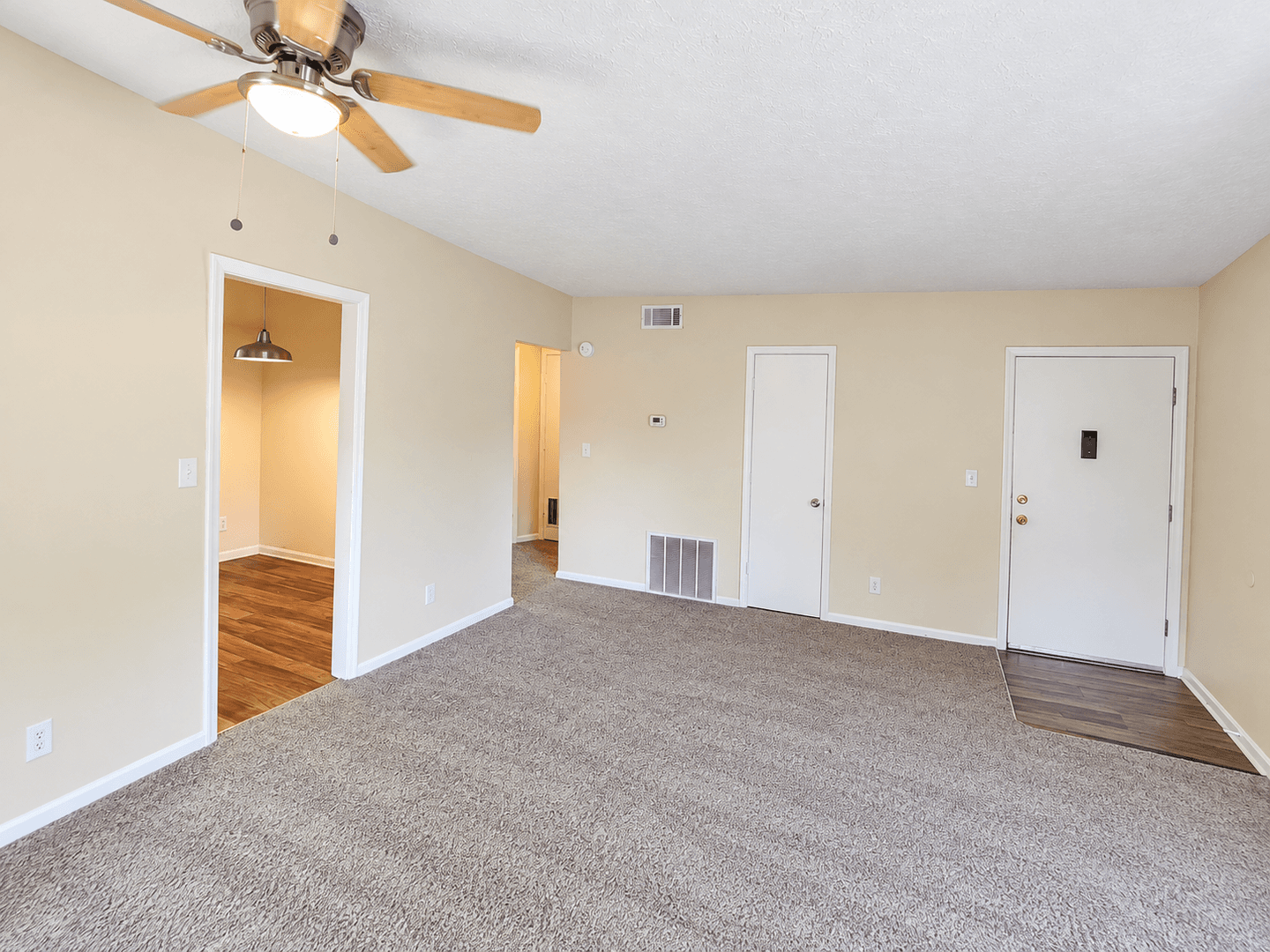 Belknap Apartments 17 of 20